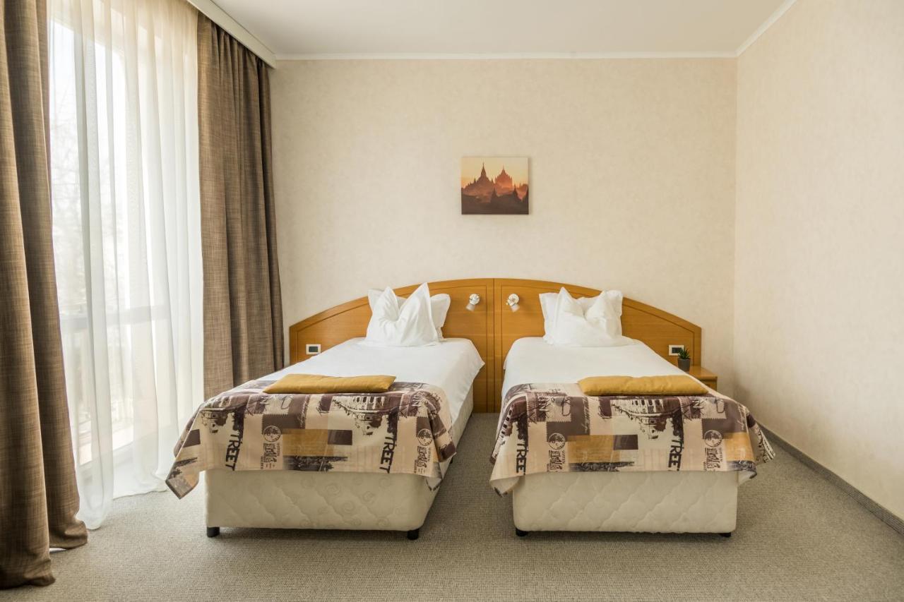Dunav Plaza 4*